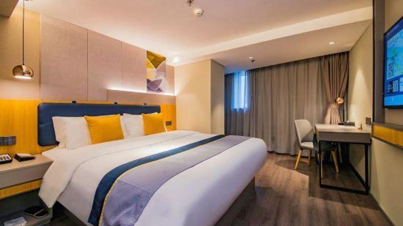 Home Inn Selected (Changsha Xiangya Fuyi Furong Square Metro Station)