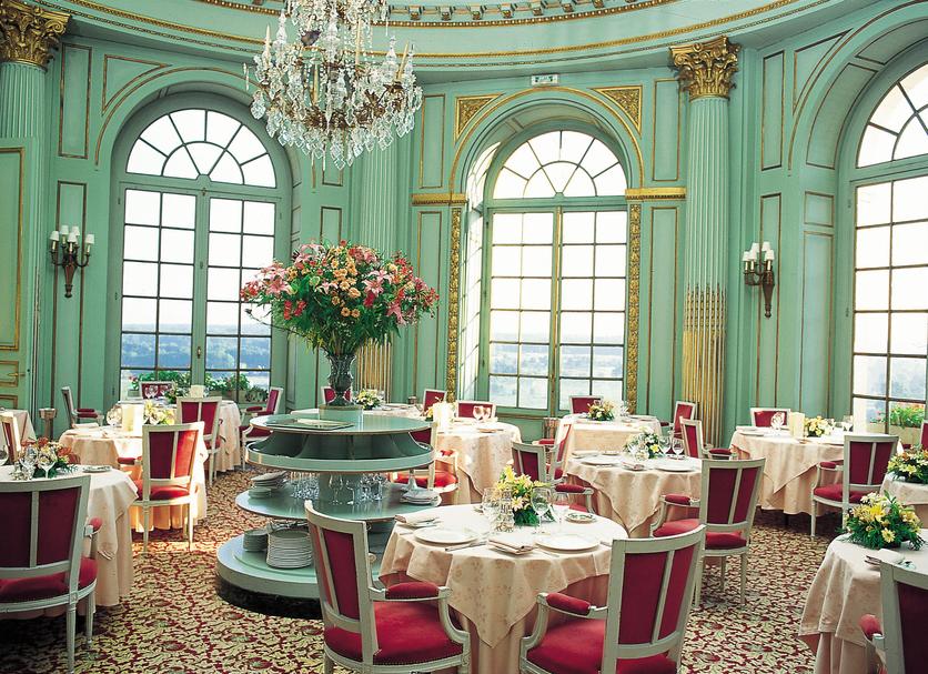Banquet hall Photo