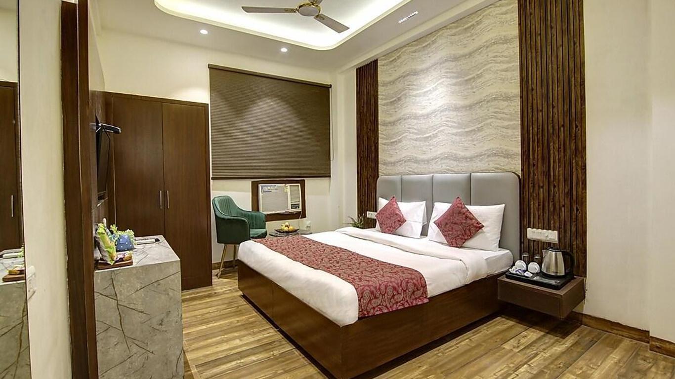 Hotel Kashish Plaza