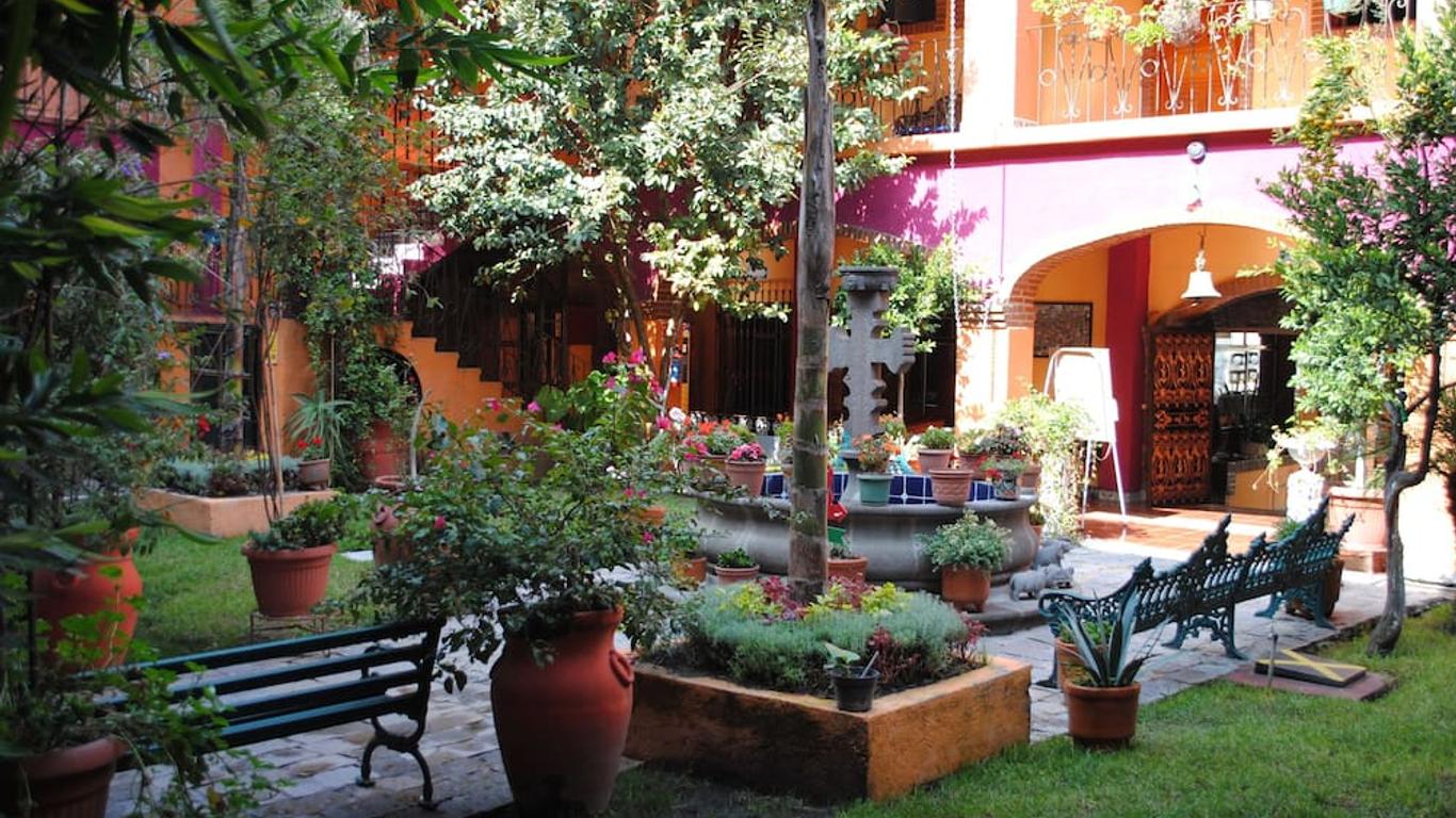 Posada la Casona de Cortes