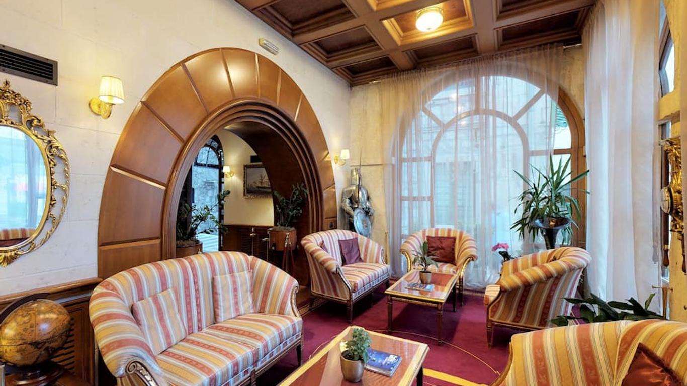 Historic Boutique Hotel Cattaro