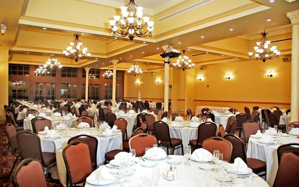 Banquet hall Photo