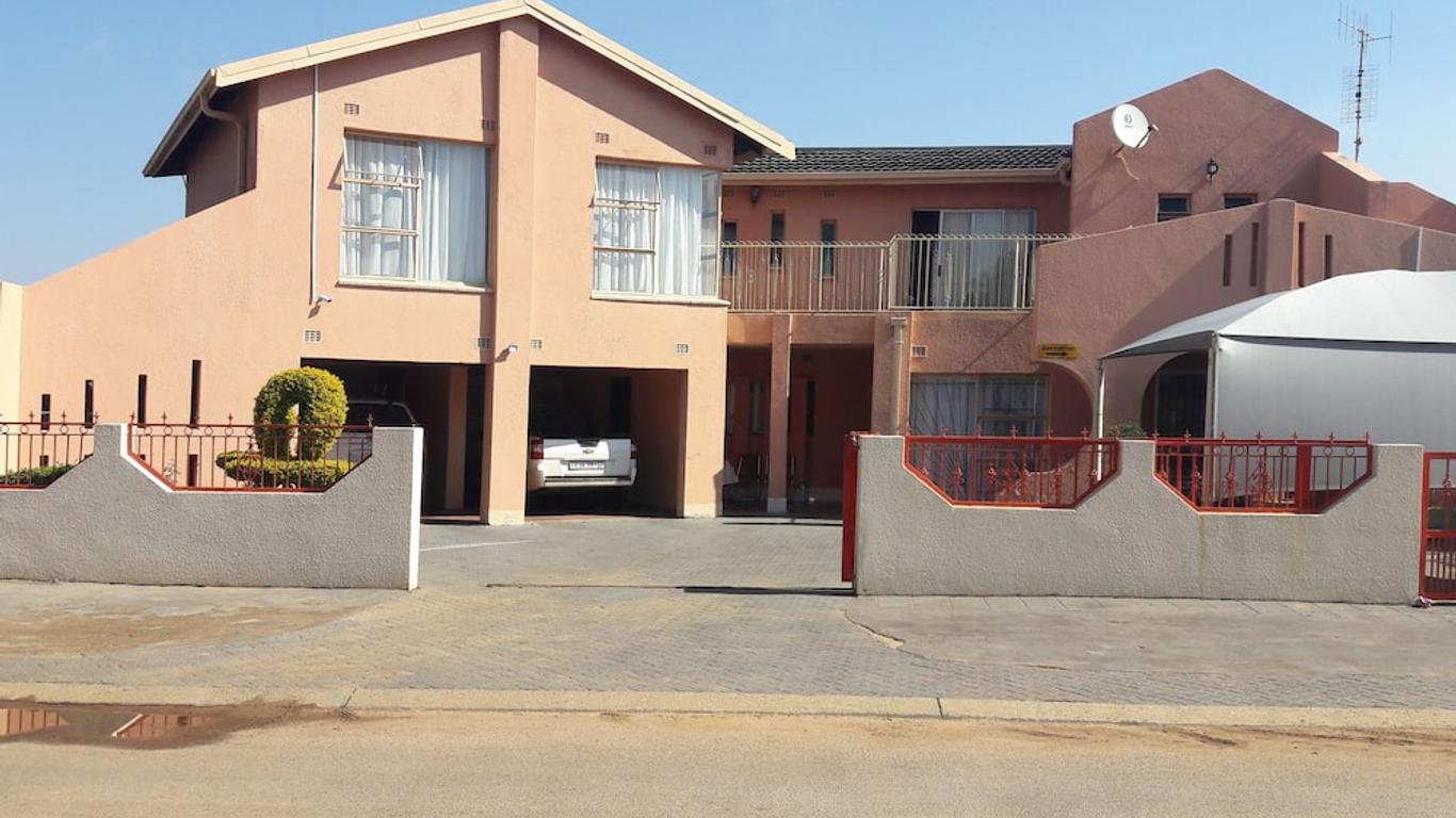 Diphororo Guest House
