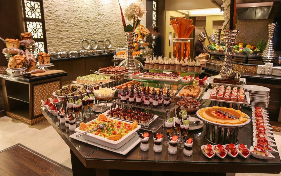 Buffet Photo