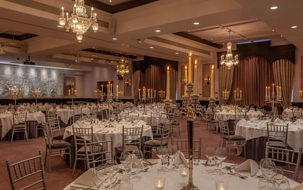 Banquet hall Photo